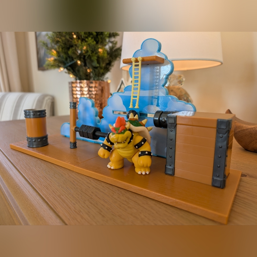 Liscened Nintendo Mario Bowser Action Figure Playset